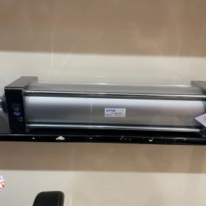 Xy Lanh Airtac SC80x300